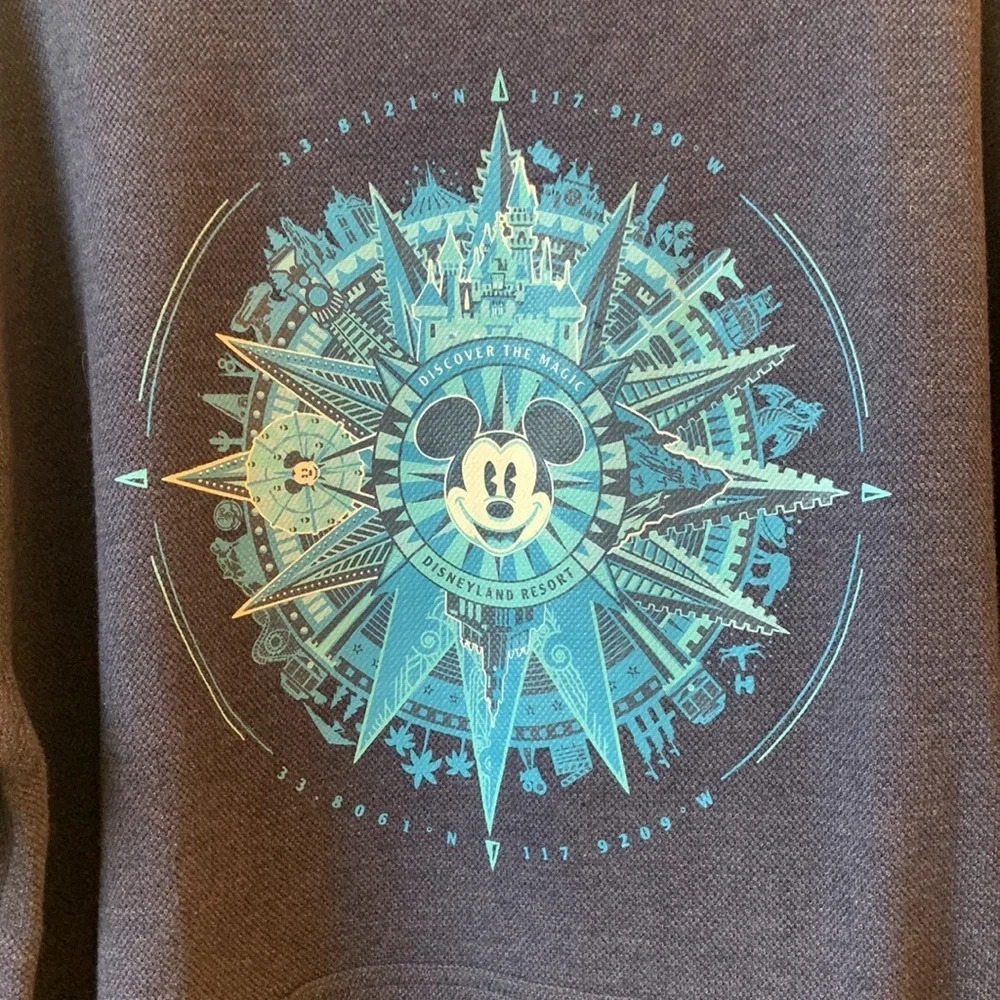 NWT Disney Discover the Magic Sweatshirt Disneyland Navy Blue XL - Picture 2 of 7